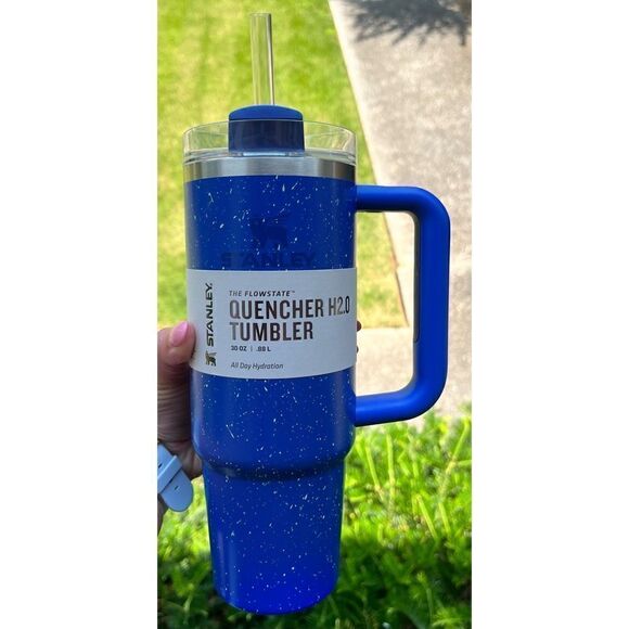 Stanley Quencher H2.0 FlowState Tumbler 30oz, IRIS BLUE SPECKLE - Picture 5 of 5